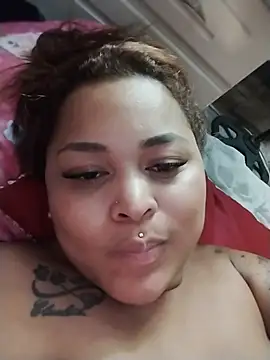 Nikita_Glam élő XXX-chatje
