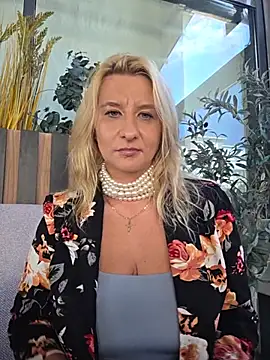 XXX chat uživo modela KaylinJan
