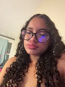 Bunny-firee's Live XXX Chat
