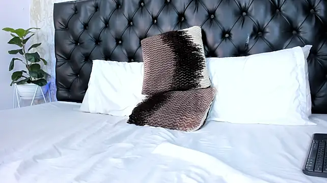 MattDevon 라이브 XXX 채팅