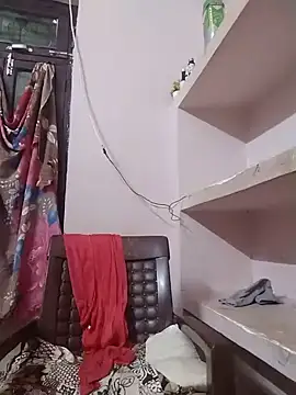 XXX chat uživo modela ANURANI99
