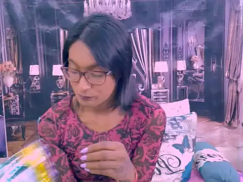 IndianRebel4u2Luv's Live XXX Chat