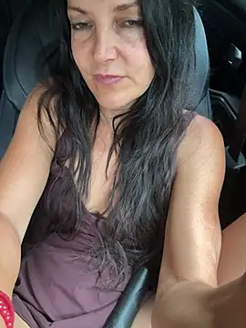 -OLYA- Chat XXX in diretta