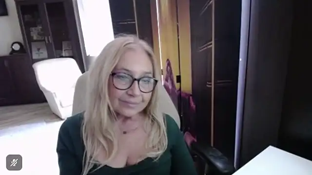 sofia_xkiss Chat XXX in diretta