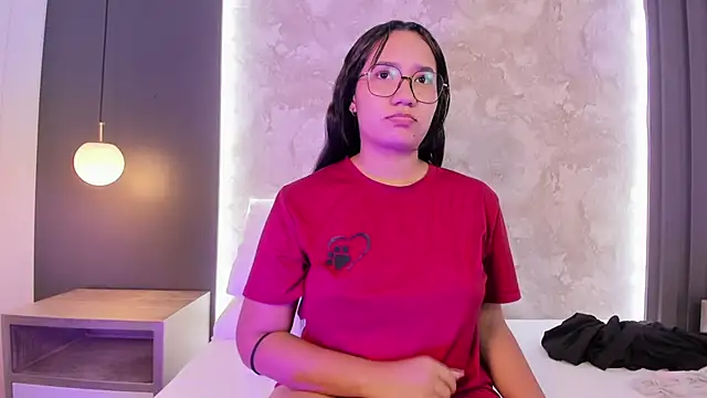 alysson_moon_'s Live XXX Chat