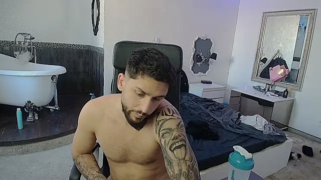 TroyWadee Live XXX-Chat