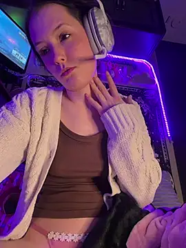 Lilactease Adlı Modelin Canlı XXX Sohbeti
