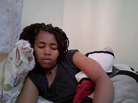 MidnightNala Chat XXX live
