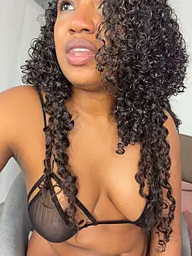 MilaTeenX Live XXX-chat