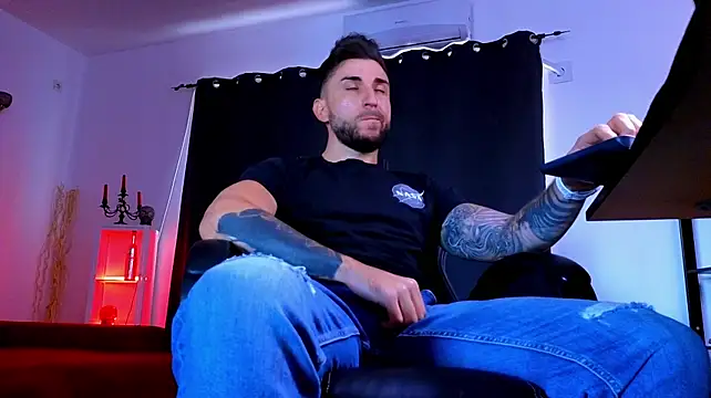MightyAaron66: απευθείας συνομιλία ΧΧΧ