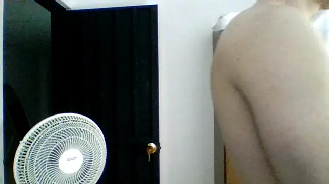 Kenner_fox77 Chat XXX live