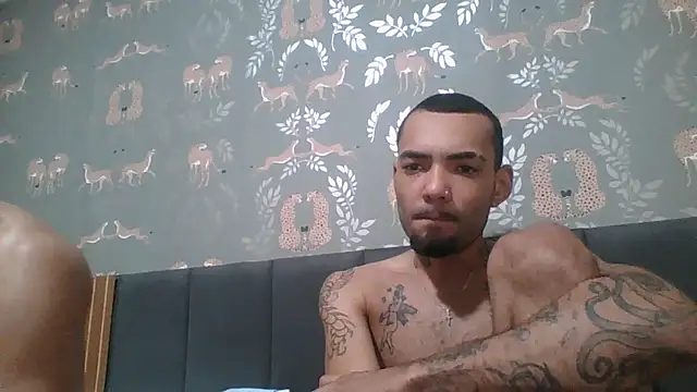 Rik_Olix Chat XXX in diretta