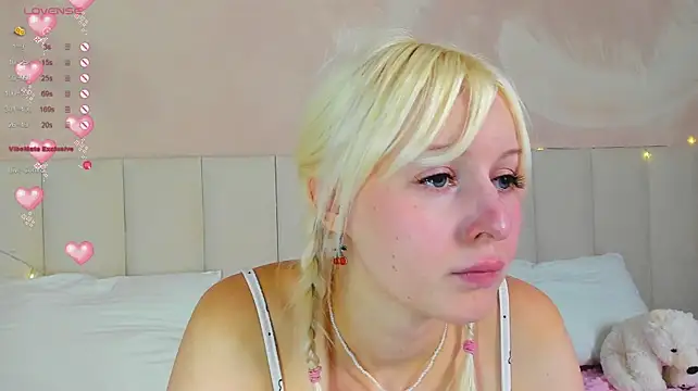 צ'אט XXX בשידור חי של AdeleSilvy