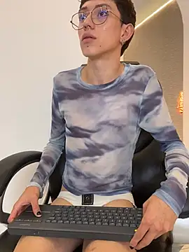 XXX chat uživo modela SweetDareX