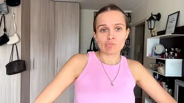 Chat +18 de Cute__angelhere ao vivo