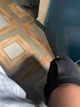 STRONG_DICK150n Webbikameraesitys