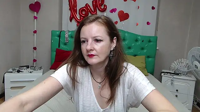 MeganPirs Chat XXX live