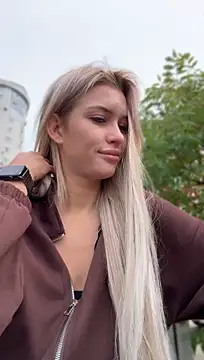 KikiWatson live XXX chat
