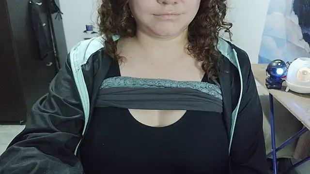 curly_greeneyed 现场XXX聊天
