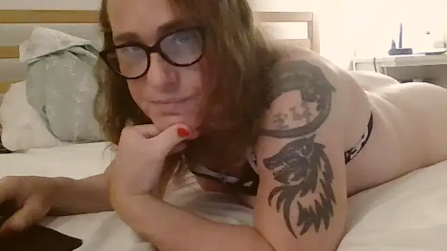 XXX chat uživo modela redladyblossom