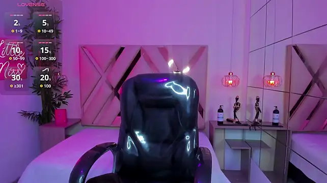 Živý XXX chat Anyelo_Twink