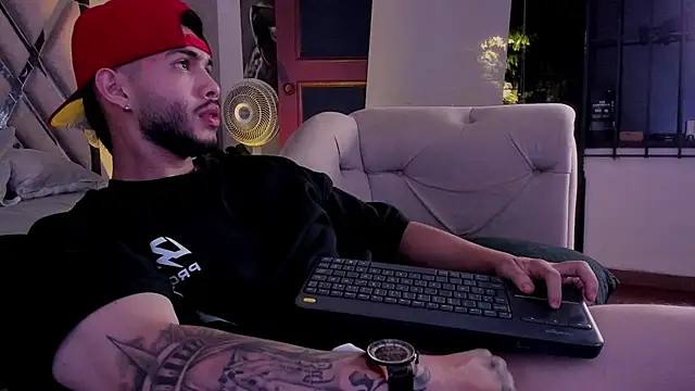 Chat +18 de Vincentblack ao vivo
