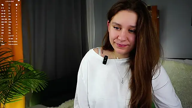 Chat +18 de ShantellAngulo ao vivo