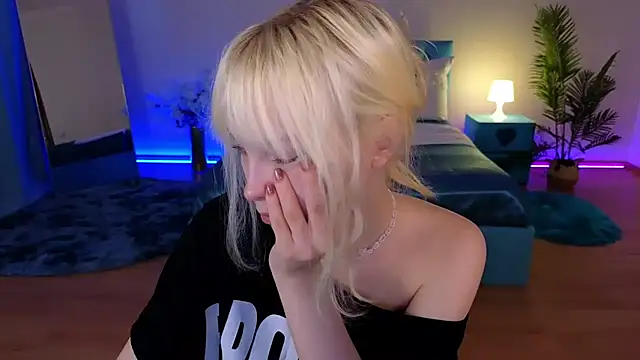 Czat XXX na żywo – HannahHolliss
