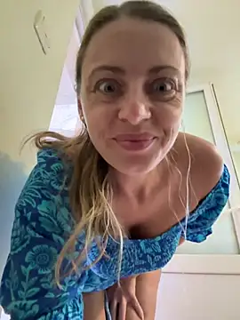 ladywithbigass Chat XXX live