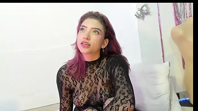 sophia_arevalo Adlı Modelin Canlı XXX Sohbeti