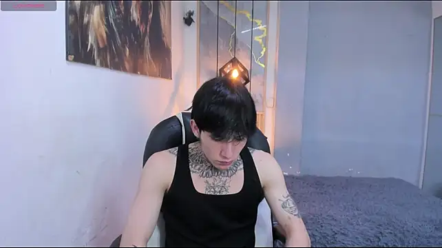 Онлайн чат XXX Cry_thereal