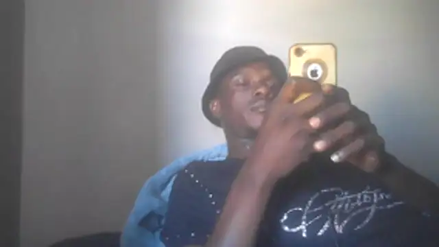 Big_B_Cock_1 élő XXX-chatje