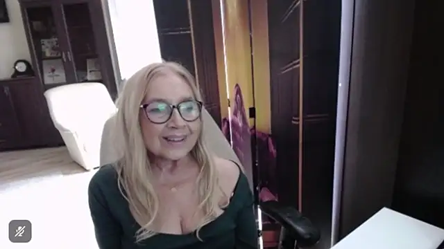 sofia_xkissn Live XXX chat