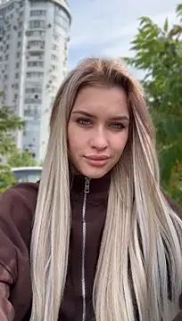 KikiWatson's Live XXX Chat
