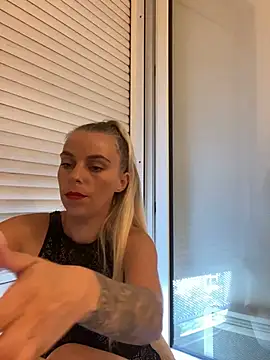 BrumeLove Live XXX Chat