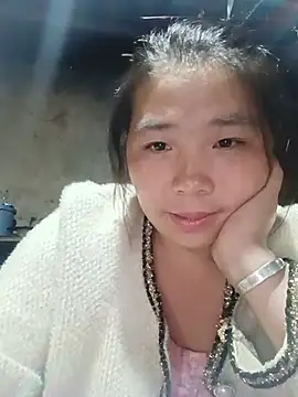 quynhkoolbae's Live XXX Chat