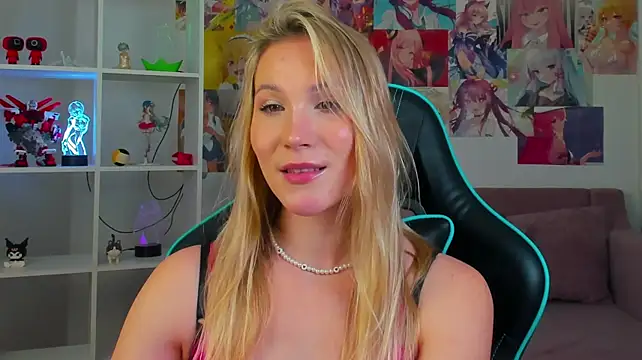 ElaraVoltage – Live XXX-chat