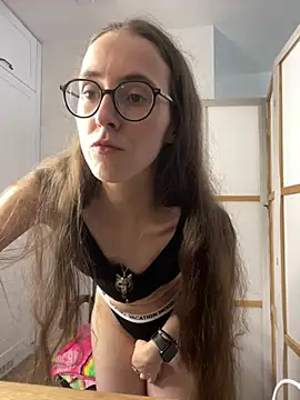 MartiniiSelenna 现场XXX聊天