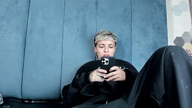 XXX chat uživo modela Megan_Thompson_