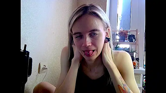 AdamTarlet's Live XXX Chat