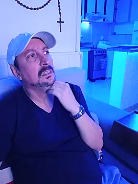 Chat +18 de FocussedFreckle ao vivo