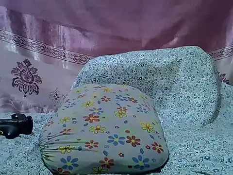 Chatroom XXX en direct de Sweet_zuri001