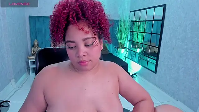 Chat +18 de AngelaCoffee ao vivo