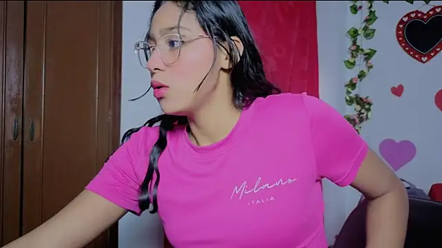 PaulaCutexs' Live XXX Chat