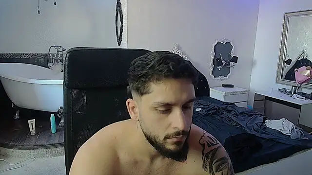 Chat XXX en directo de TroyWadee