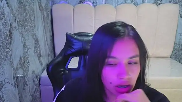 nova_pink_r's Live XXX Chat
