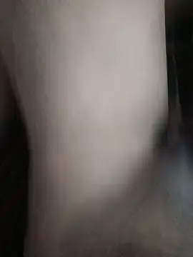 SRlovebite Chat XXX live