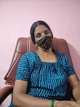 tamil_peenqueen Chat XXX in diretta