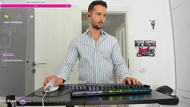 Živý XXX chat ZackFraser