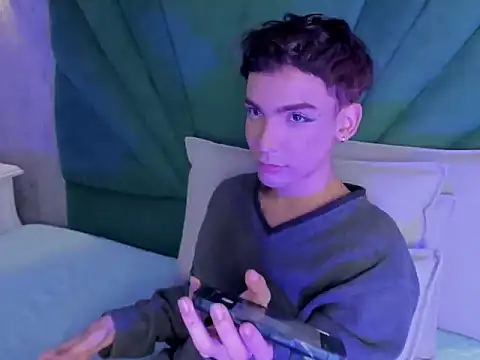 XXX chat uživo modela Andy_vergara1